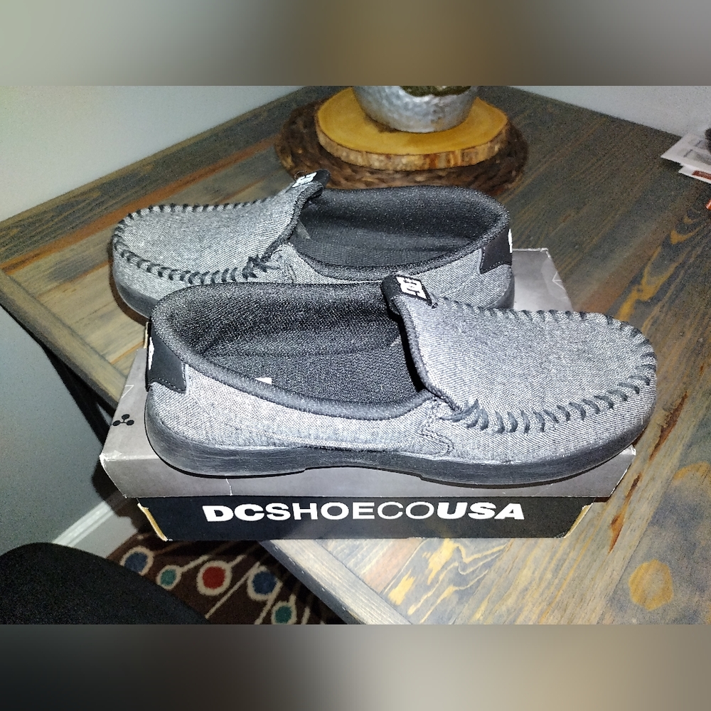 DC slip on casual shoes